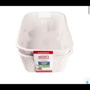 DISPOSABLE CAT LITTER BOX!